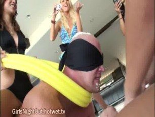 This hot college teen licks an old mans dick and removed her clothings to blindfold the man.