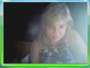 This teen getting her pussy for cam, likes a lot masturbate