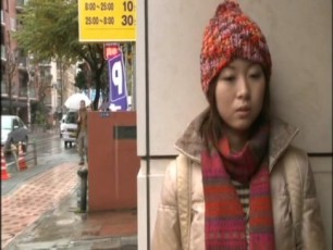 A Runaway Japanese Girl Want To Be A Penis Hole