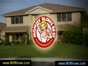 A blonde mom is getting ready to buffing the knob and proof her abilities