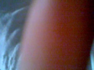 My college flatmate is changing...hidden video with my cellphone...she didnt noticed anythingPP