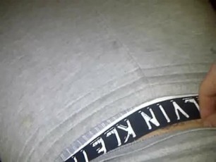 girl sucks massive cock.3GP