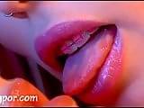 Lesbo sluts pussy licking action