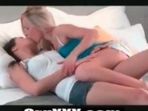 Young Lesbian Teen Models Eating Pussy