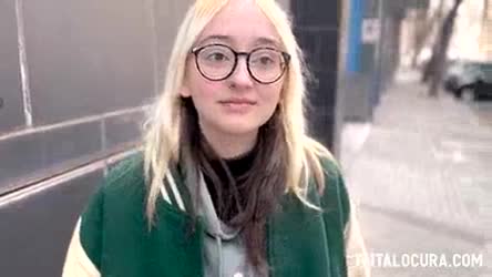 Putalocura - Pillada De Torbe A Friki Rubia Emejota Y Se La Folla : XXXBunker.com Porn Tube