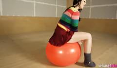 Big Ass Cardigan Babe Bouncing On An Exercise Ball : XXXBunker.com ...