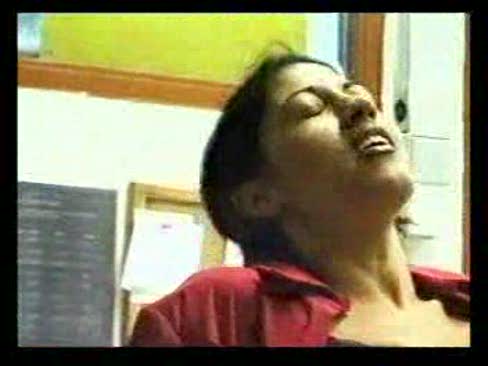 Turkish Porn : XXXBunker.com Porn Tube