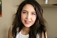 Naive 19 Year-old Cutie Conned Into Porno Fucking : XXXBunker.com ...
