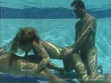 Jasmine Lynn Underwater 3some : XXXBunker.com Porn Tube