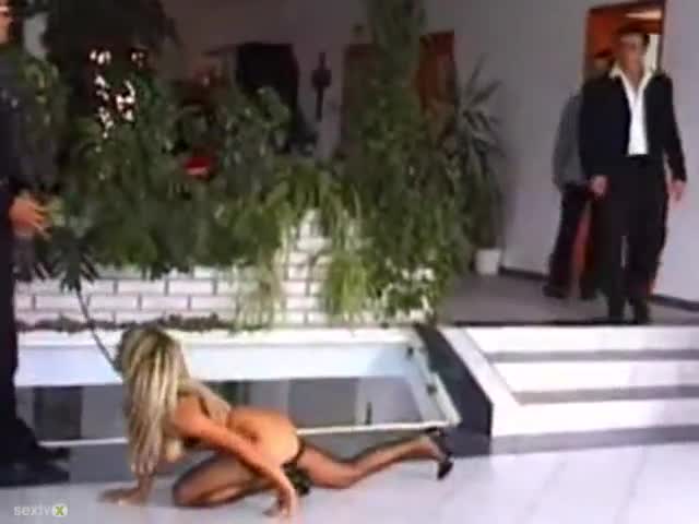 Slave Under Contract : XXXBunker.com Porn Tube